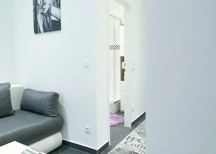 Apartment Lotus *